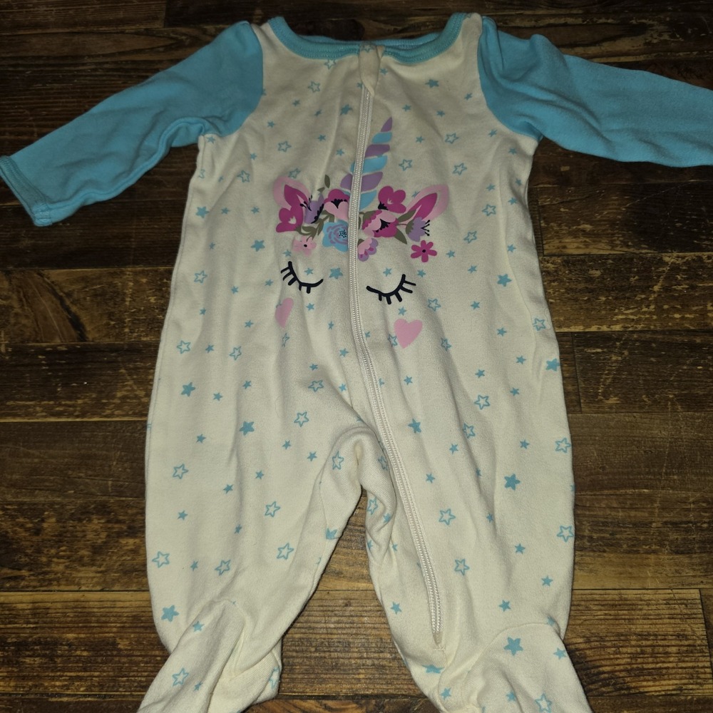 Baby Girl Size Newborn 9 piece Lot Infant Bodysuits Sleepers Pants Bundle - Picture 4 of 9